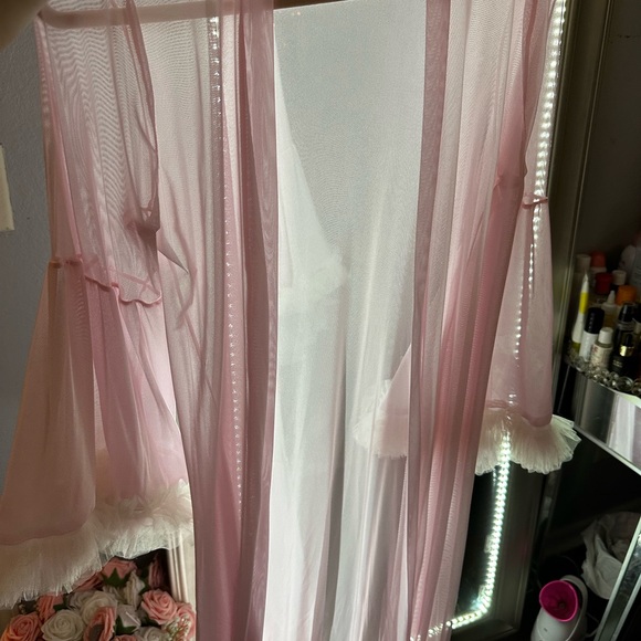 Luxury Robe - Picture 5 of 10